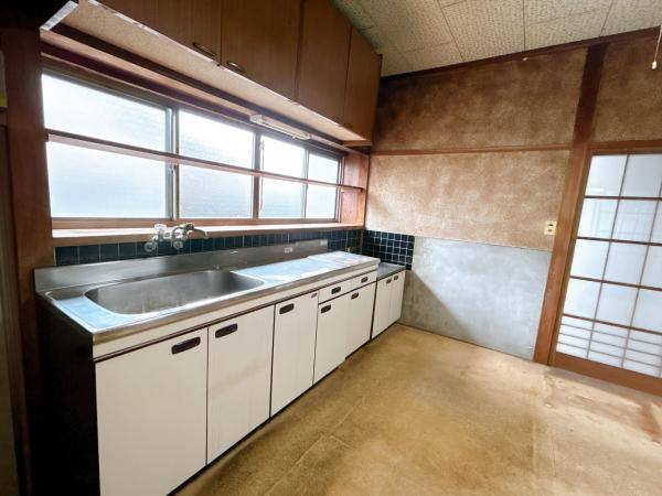 富士市一色の中古一戸建|【現況販売】キッチン