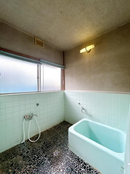 富士市一色の中古一戸建|【現況販売】浴室