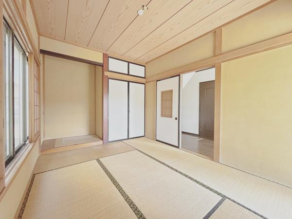 富士宮市羽鮒の中古一戸建|1階6帖和室