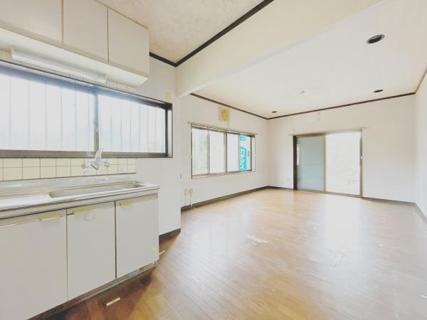 富士宮市羽鮒の中古一戸建|1階14.5帖LDK別角度