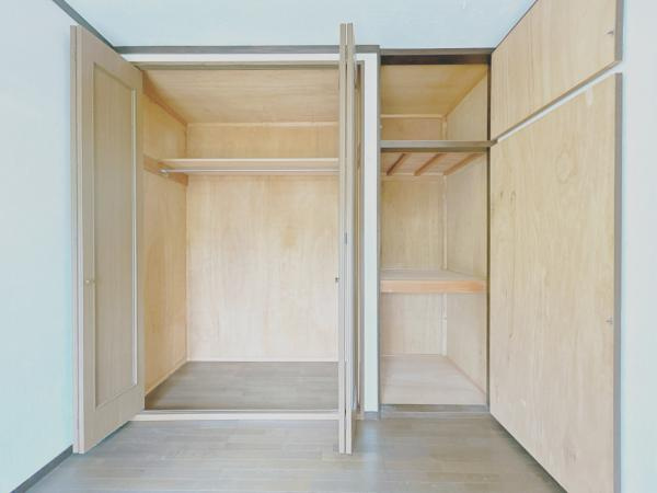 富士宮市羽鮒の中古一戸建|2階西側6帖洋室収納