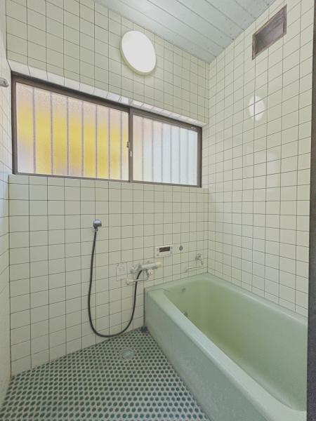 富士宮市羽鮒の中古一戸建|浴室