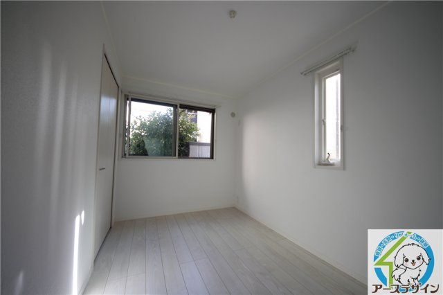 クレアメゾン明石上ノ丸の洋室