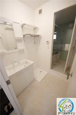 クレアメゾン明石上ノ丸の洗面所|広い洗面スペース