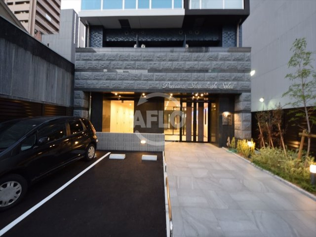 プレサンス心斎橋ソレイユの駐車場|プレサンス心斎橋ソレイユ　駐車場