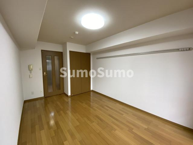 竹下駅前ENハイツの居間・リビング