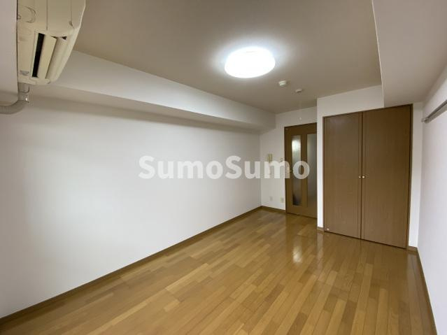 竹下駅前ENハイツの居間・リビング