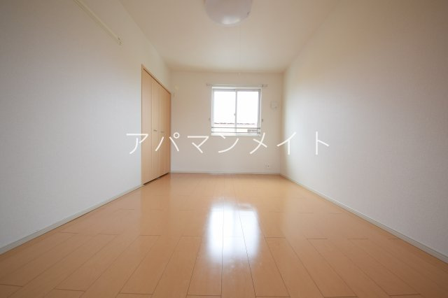 【寝室】 | ミルレーヴⅡ | キレイなお部屋です！