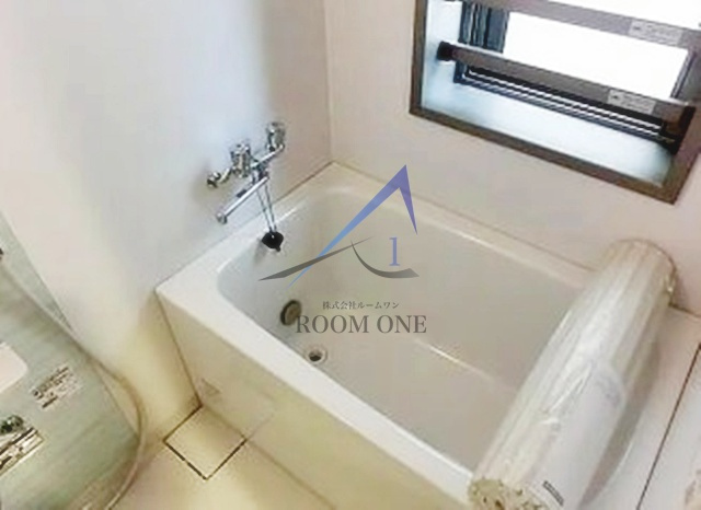 NSビル２の浴室|お風呂です。