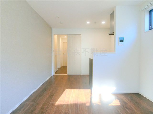 MELDIAメルディア蒲田Ⅲの居間・リビング