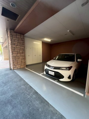 プレジオ梅田の駐車場