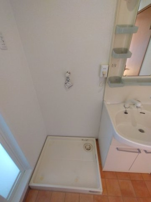 【設備】 | コーポわかくさ | 室内洗濯機置場