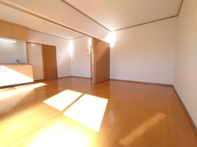 【洋室】 | コーポわかくさ | 7.5帖