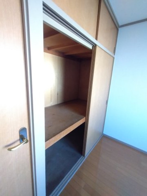 【収納】 | コーポわかくさ | 押入（洋室4.5帖）