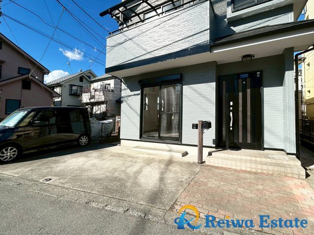 中古戸建　茅ヶ崎市柳島海岸の玄関