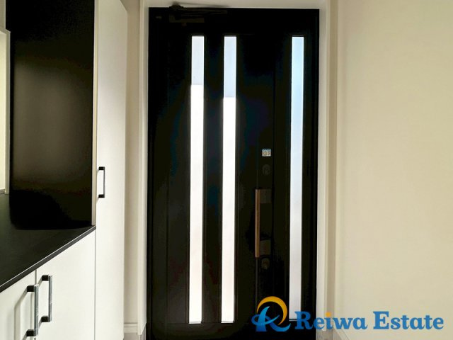 中古戸建　茅ヶ崎市柳島海岸の居間・リビング