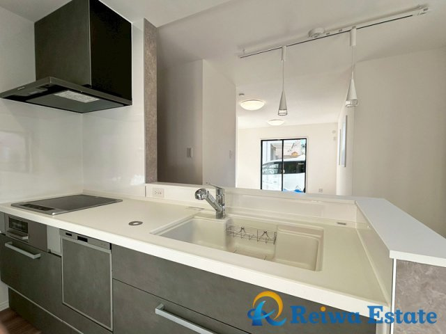 中古戸建　茅ヶ崎市柳島海岸のキッチン