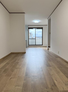 【居間・リビング】 | 右京区太秦西野町