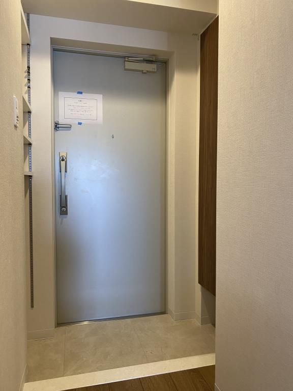 PARQUE Nishikoiwaの玄関