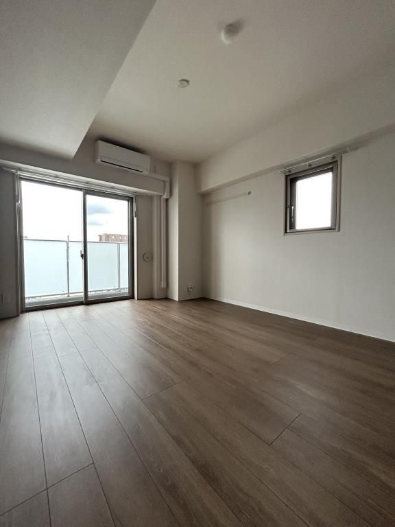 PARQUE Nishikoiwaの居間・リビング