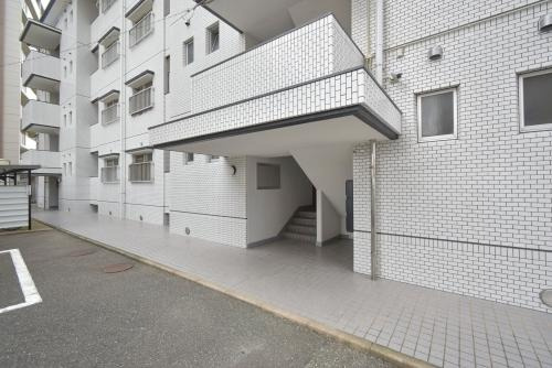 福岡市南区向新町２丁目の賃貸マンションのエントランス|エントランス写真