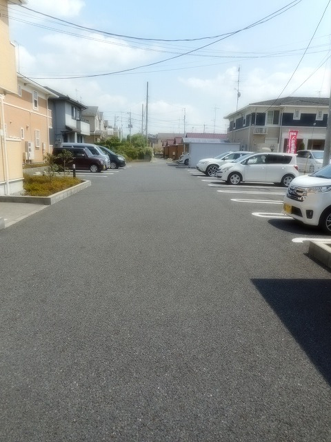 リヴの駐車場