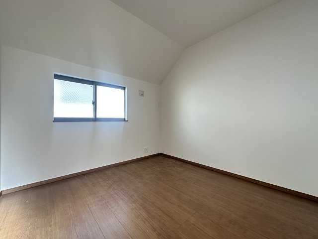 神戸市垂水区千鳥が丘1丁目新築戸建の洋室