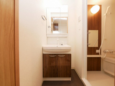 【洗面所】 | ララプレイスOSAKADOME CITYフトゥーロ | スペースが確保できる洗面所です