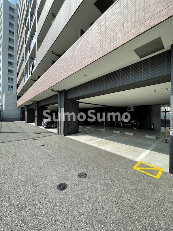 LANDIC S4173の駐車場