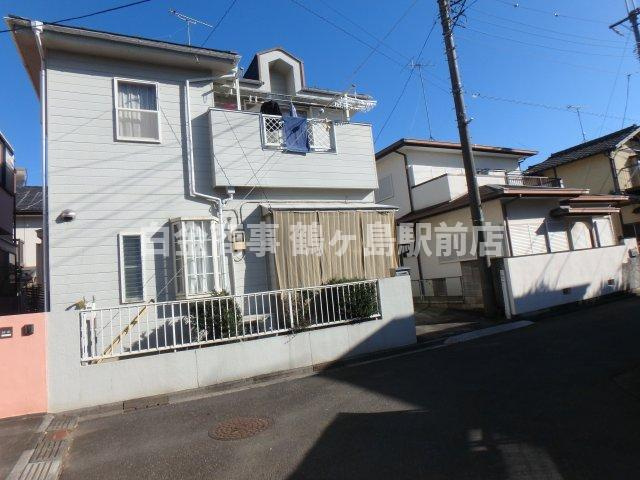 鶴ヶ島市松ヶ丘中古戸建の前面道路含む現地写真