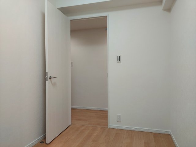 ドミネ花屋敷の収納|納戸約3.4帖