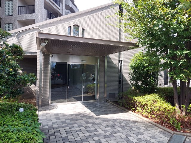 ドミネ花屋敷のエントランス