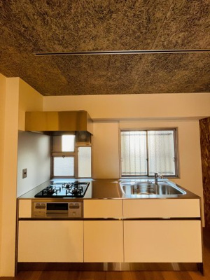 【キッチン】 | 京橋第一コーポ | 限られたスペースも広く使えて開放感のあるオープンキッチンです。