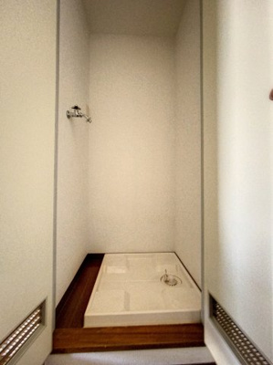 【その他】 | セシーズイシイ15 | 室内洗濯機置き場　※反転タイプのお部屋の写真です。