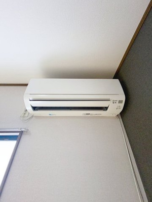 【玄関】 | マ・メゾン | ※同建物ほかのお部屋の写真です。