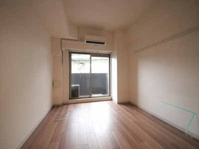 【洋室】 | プレサンスOSAKA DOMECITYワンダー | 広々とした洋室です