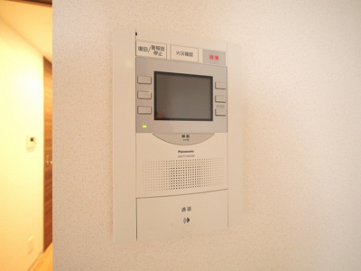 【セキュリティ】 | プレサンスOSAKA DOMECITYワンダー | モニター付きインターホンです