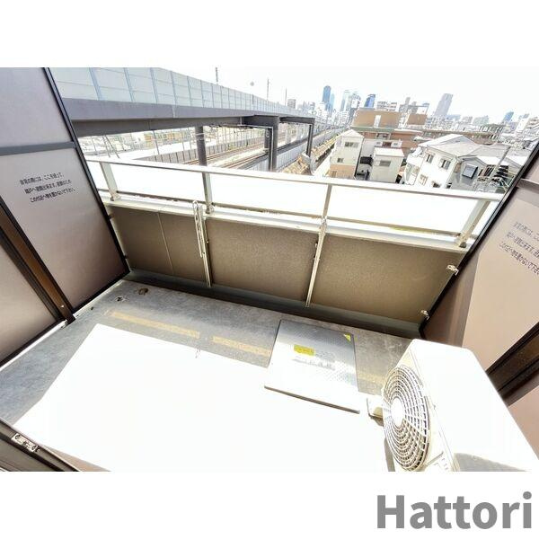 スプランディッド京橋EASTのバルコニー