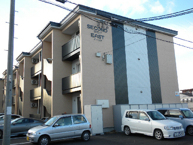 セカンドイーストの駐車場