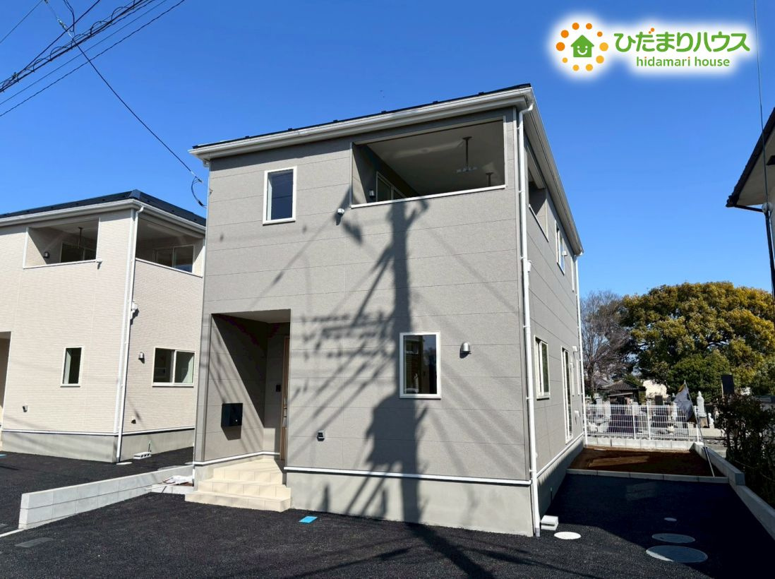 熊谷市石原　第7　新築一戸建て　クレイドルガーデン　02の外観|シンプルながらも飽きのこない、モダンで洗練されたデザインが素敵ですね♪