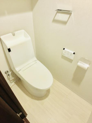 【トイレ】 | クレアホームズ千葉センタープレイス | 清潔感のあるトイレです