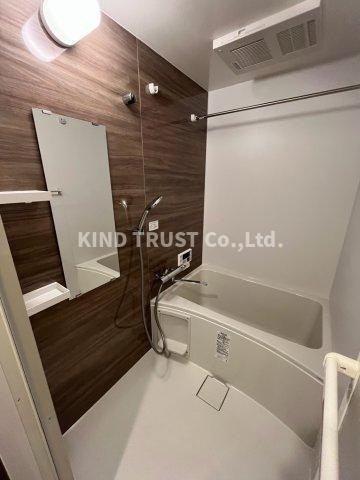 コンフォリア・リヴ南森町Ⅱの浴室|きれいなお風呂です