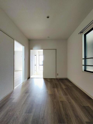 【居間・リビング】 | プルーニハイツＢ棟