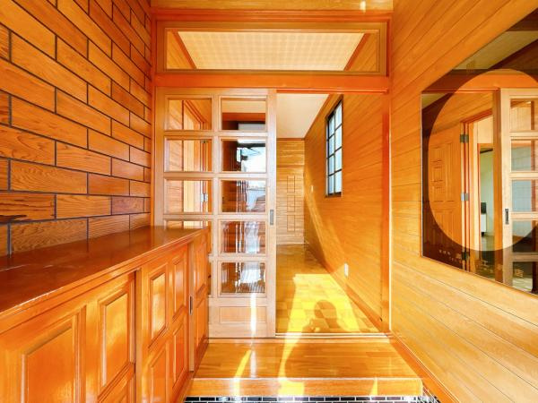 美幌町字青山南5－11中古住宅の玄関|【リフォーム中】玄関ホールです。