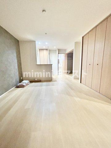 トレイル上福島の内装