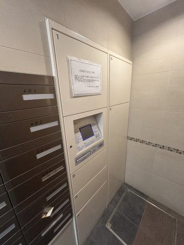 メープル御影山手セレヴィの設備|宅配ボックス