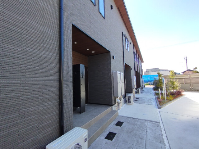 レジデンス上里の外観