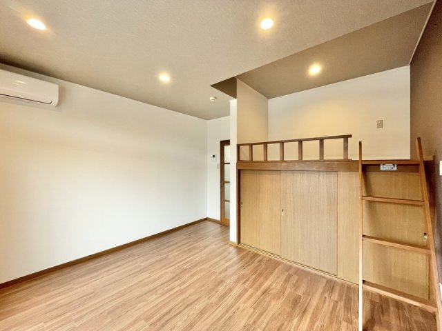 ステラⅡの居間・リビング