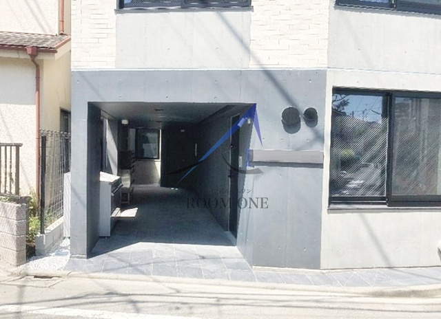 ミライズ世田谷豪徳寺のエントランス|エントランスです。