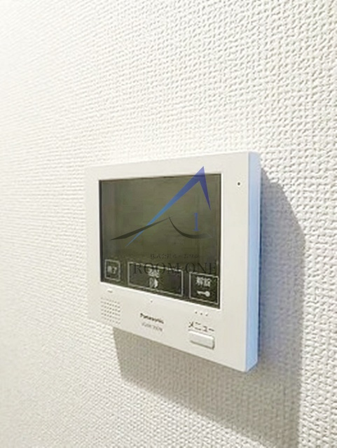 ミライズ世田谷豪徳寺のセキュリティ|モニター付インターホンです。